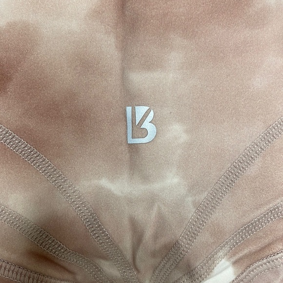 BuffBunny Legacy Leggings - Beige Swirl Print - Picture 7 of 12